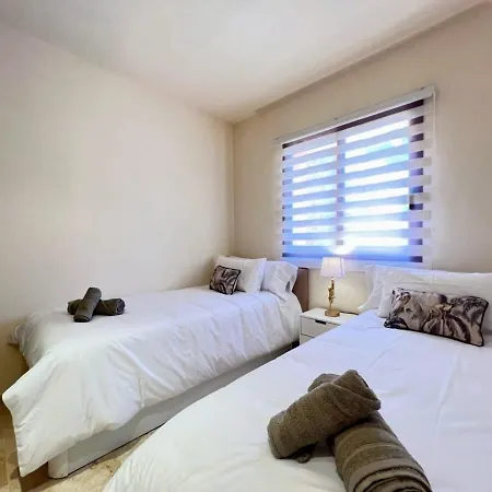 Modern 2 Bedroom Beachside Apartment Nr72 Los Alcazares Exterior photo