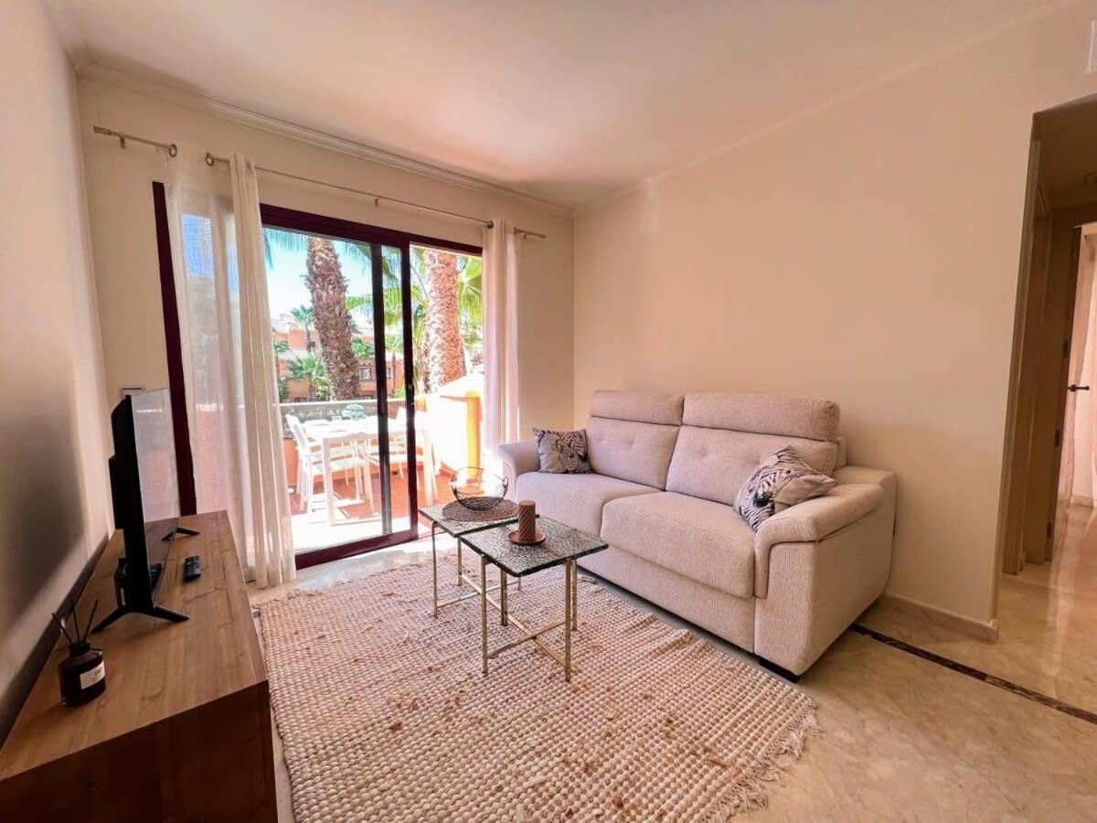 Modern 2 Bedroom Beachside Nr72 Los Alcazares